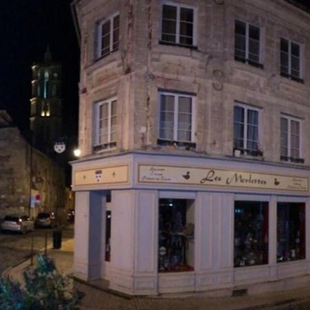 Suite De Charme Au Pied De La Cathedrale Laon Buitenkant foto